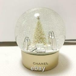 CHANEL SNOW GLOBE XL White Christmas Tree Gold AA batteries for store displays