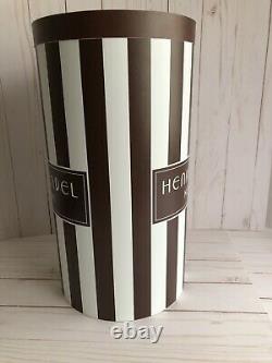 Henri Bendel Collectable RARE WINDOW STORE DISPLAY SET Limited edition Iconic HB
