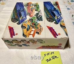 Mattel Hot Wheels Rare MEBETOYS Flying Colors Store Display Box With No Cars