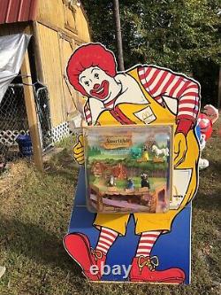 McDonalds store display With Complete Snow White Movie Happy Meals Display