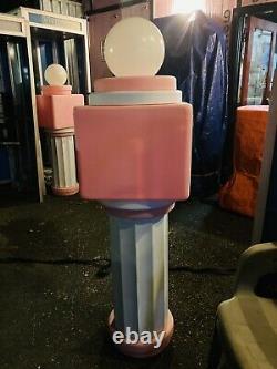 Vintage Barbie Store Display @ Toys R Us 63 Column Pink White Decor Doll Lamp