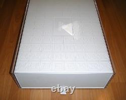 Adidas Yeezy Ultra Boost Shoe Collector Box Vitrine Futurecraft Nmd