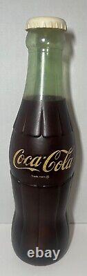Affichage en magasin de bouteilles en plastique Coca Cola Coke des années 1950 avec bouchon - Appréciez Coca Cola