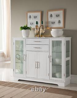 Buffet en bois blanc avec rangements, tiroirs et portes en verre de cuisine.