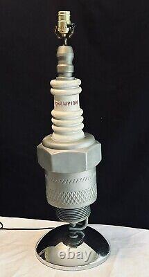 VTG 60s CHAMPION SPARK PLUG Magasin Affichage Publicitaire Lampe 28 Moule Plastique