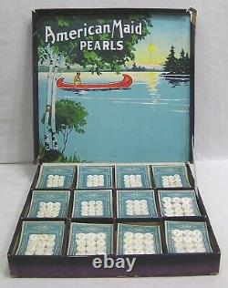 Vtg Store Display American Maid Pearls Boutons Na Lady À Canoe Gorgeous Lake